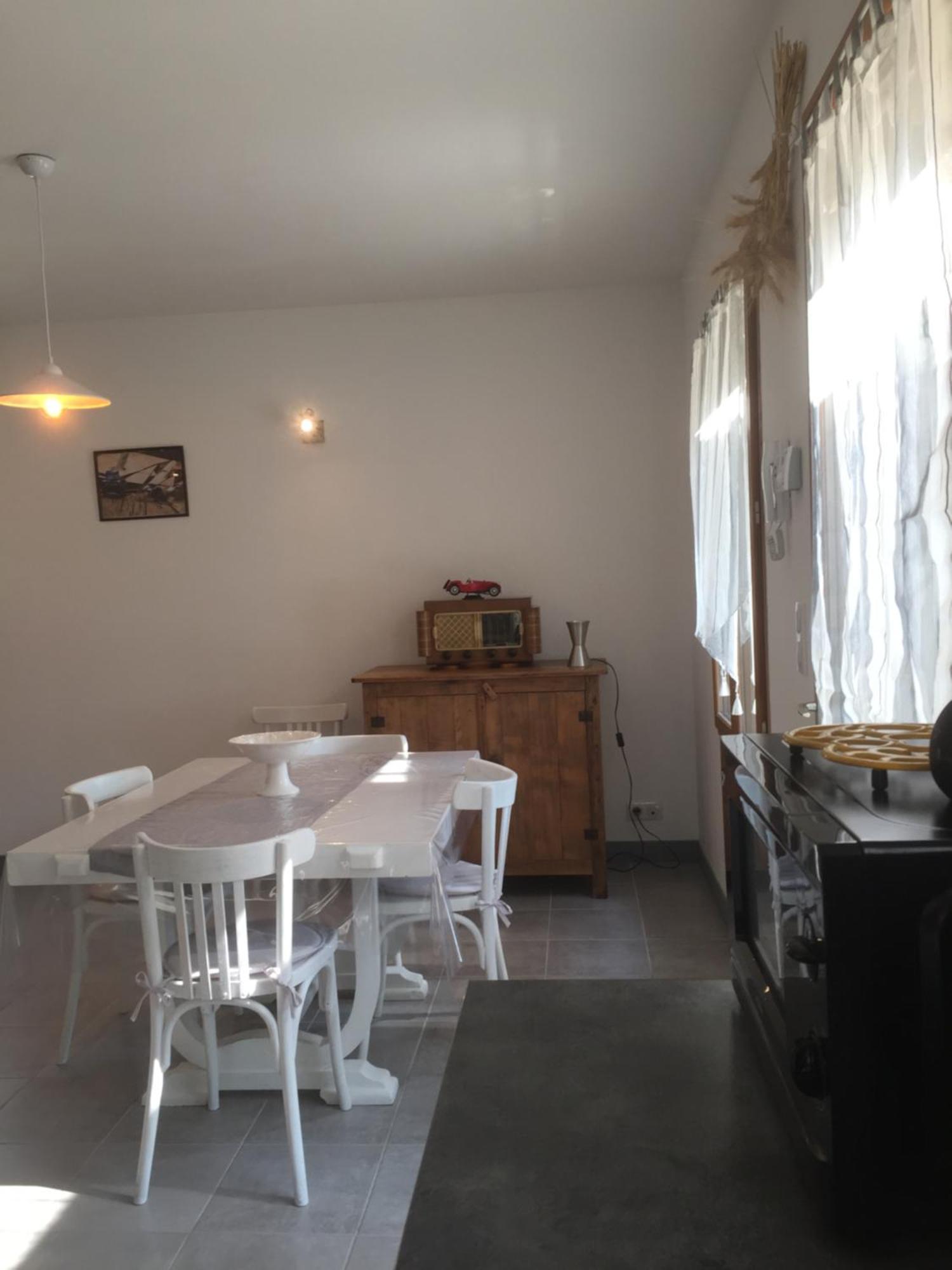 Maison De Vacances Jocelyne Lauris Εξωτερικό φωτογραφία