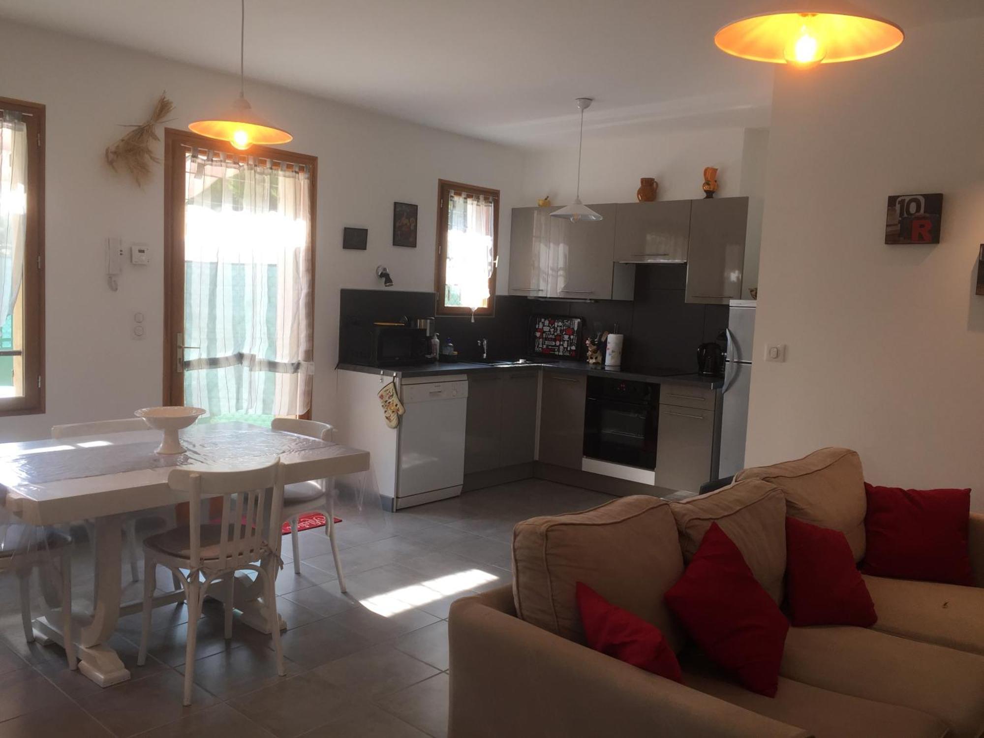 Maison De Vacances Jocelyne Lauris Εξωτερικό φωτογραφία